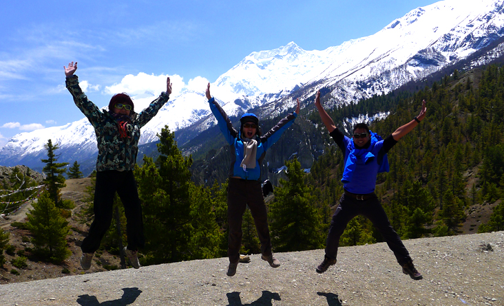 Annapurna circuit trek AC trek 10 days fly out from Jomsom