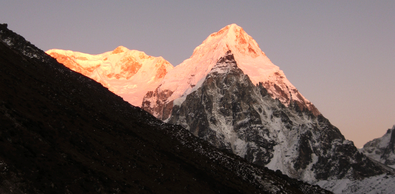 Kanchanjunga Trekking