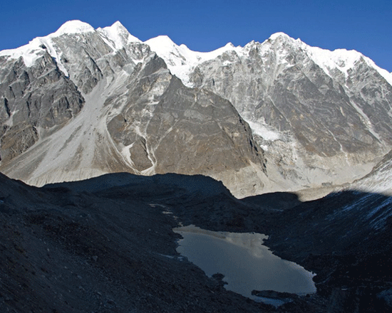 Tilman pass trek