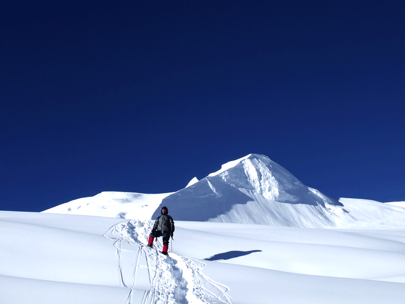 climbing Mera peak