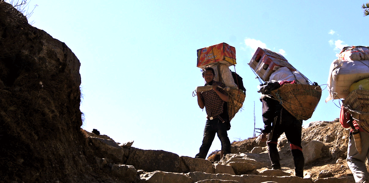 porter guide from Lukla