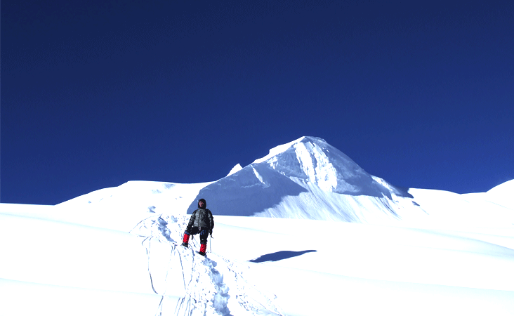 Mera peak climbing package from khare