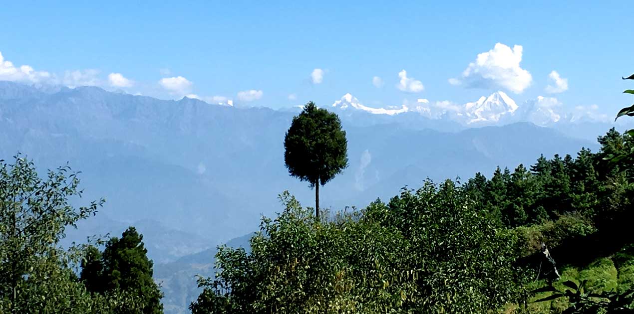 Langtang himal scenery from kakani