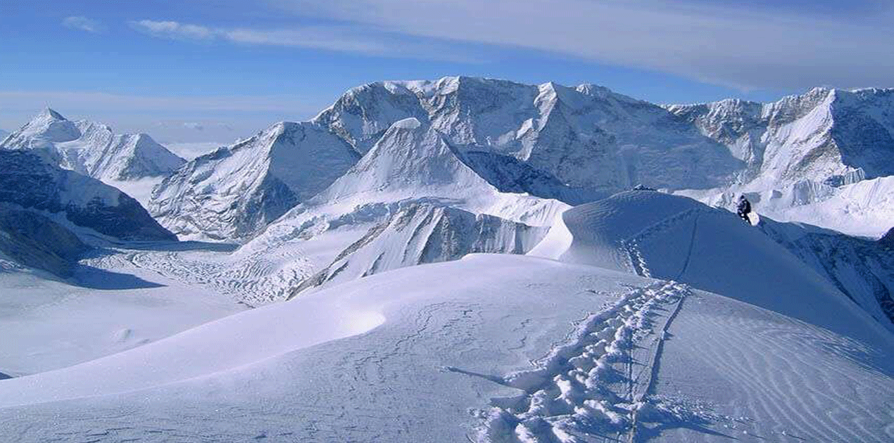 baruntse peak