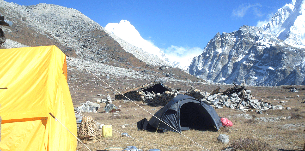 Kanchenjunga climbing