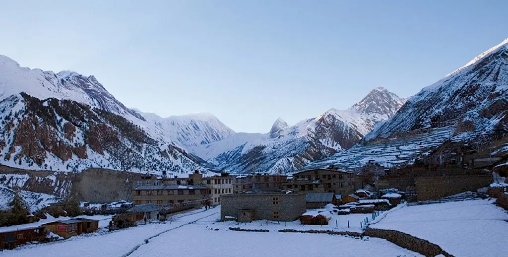 Manang trek itinerary