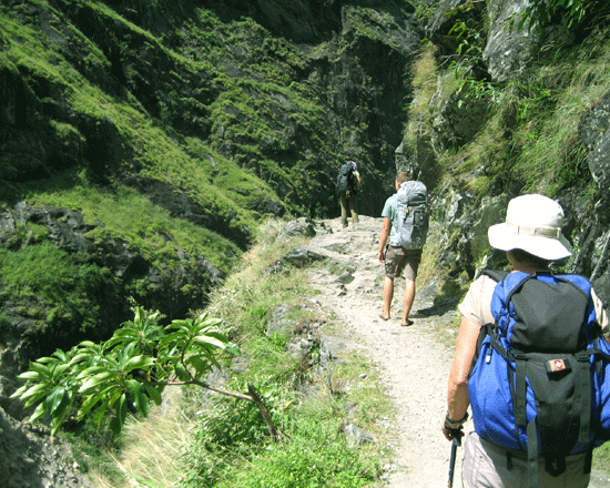 lower manaslu trek nepal