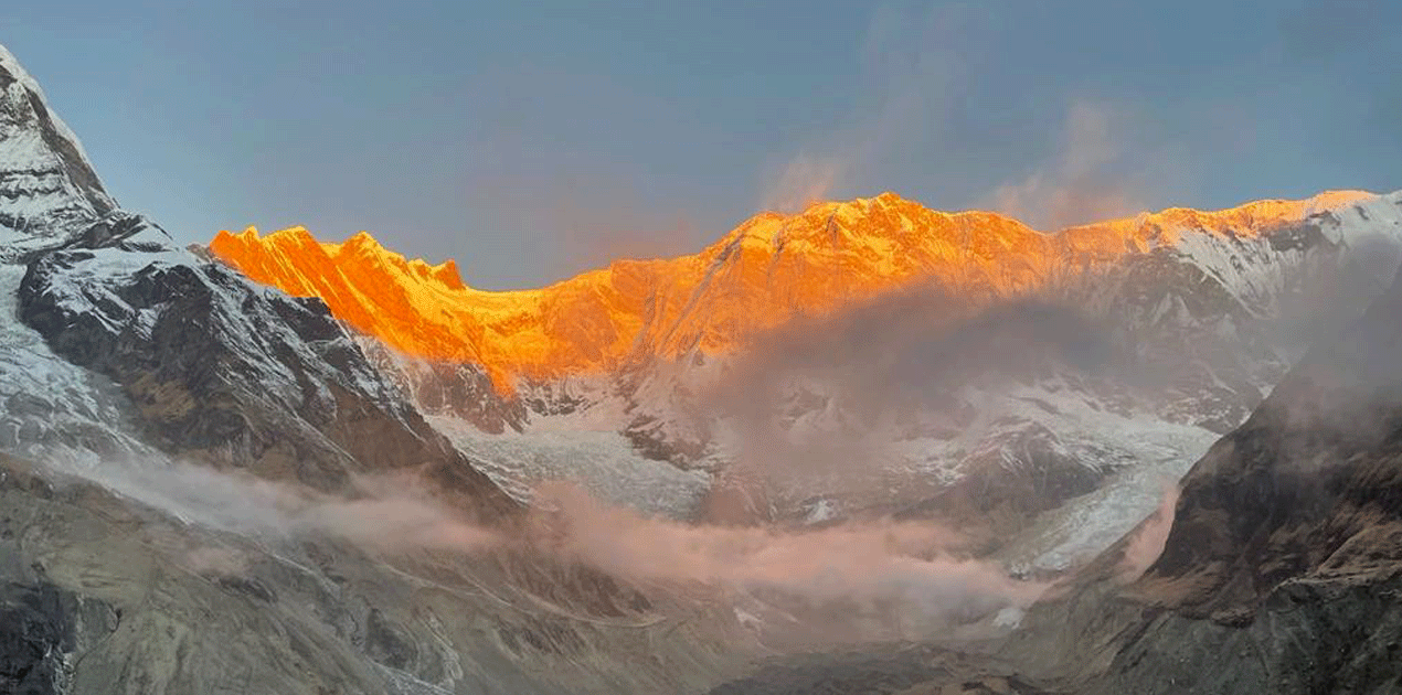 sunset view from Annapurna base camp