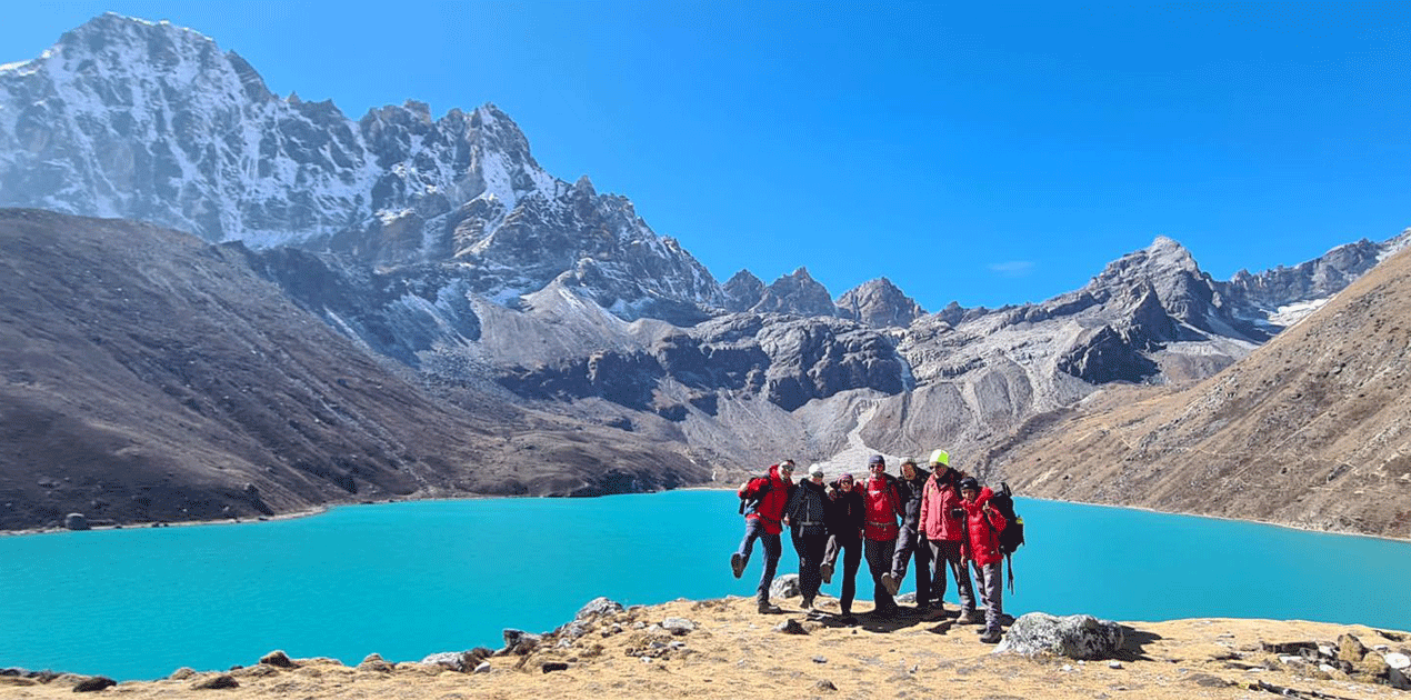 gokyo lake view from nangpa la