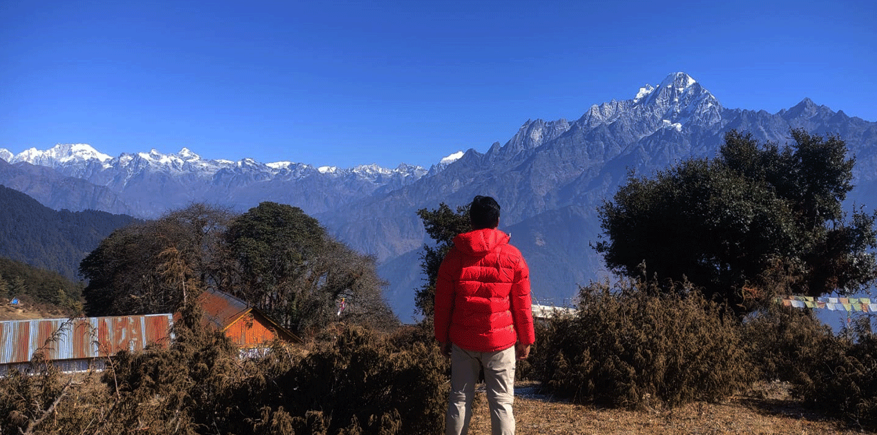 Pangsang pass treks