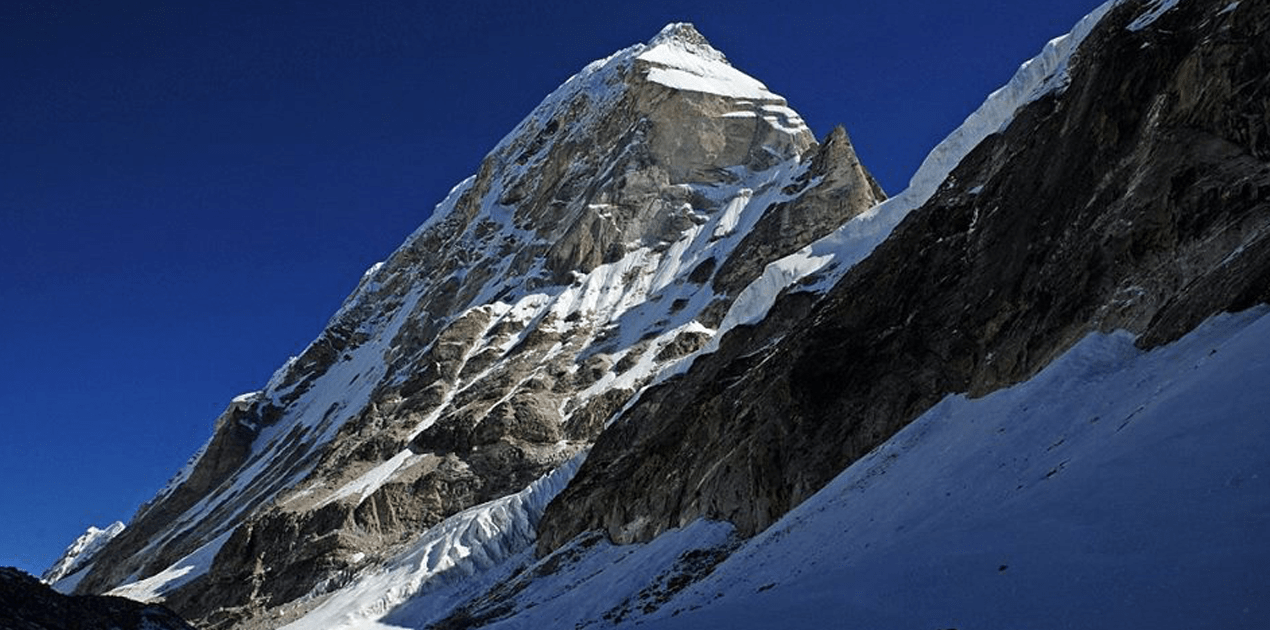 TASHI LAPCHA PASSES IMAGE